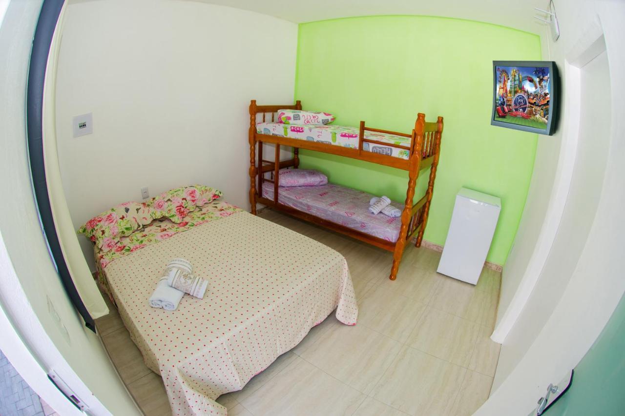 lito Quartos suite para até 4 pessoas Penha  Extérieur photo