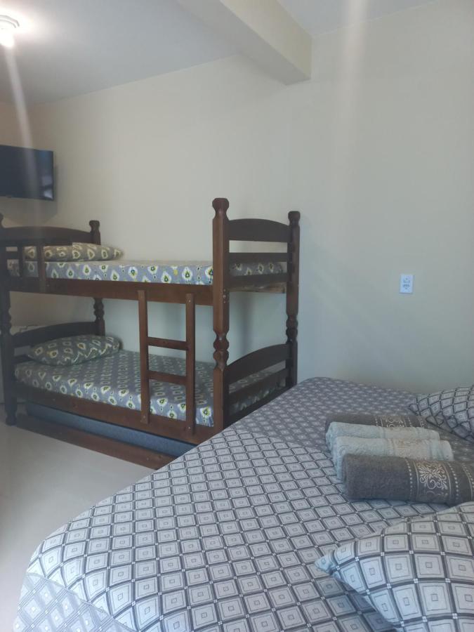 lito Quartos suite para até 4 pessoas Penha  Extérieur photo